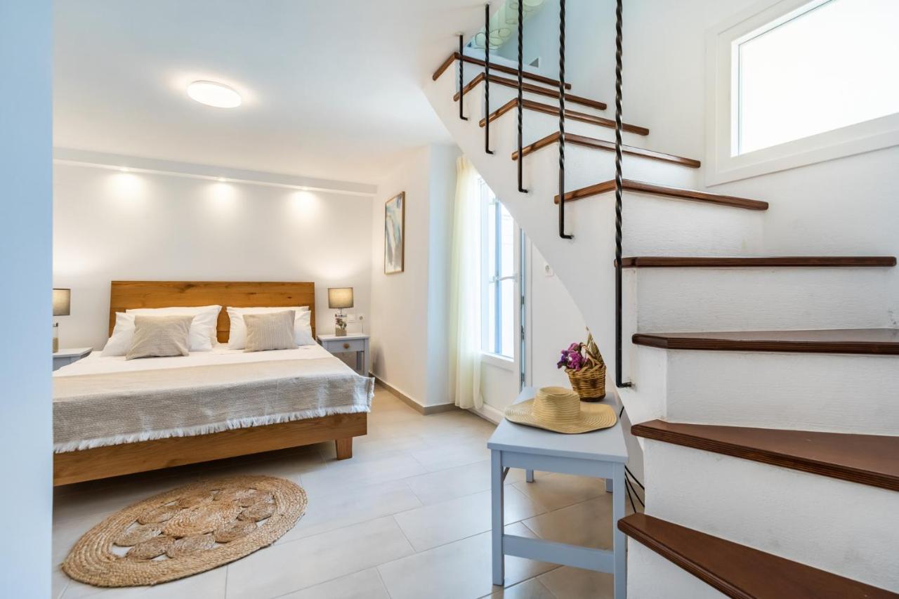 Kyklamino Apartment Skopelos Town